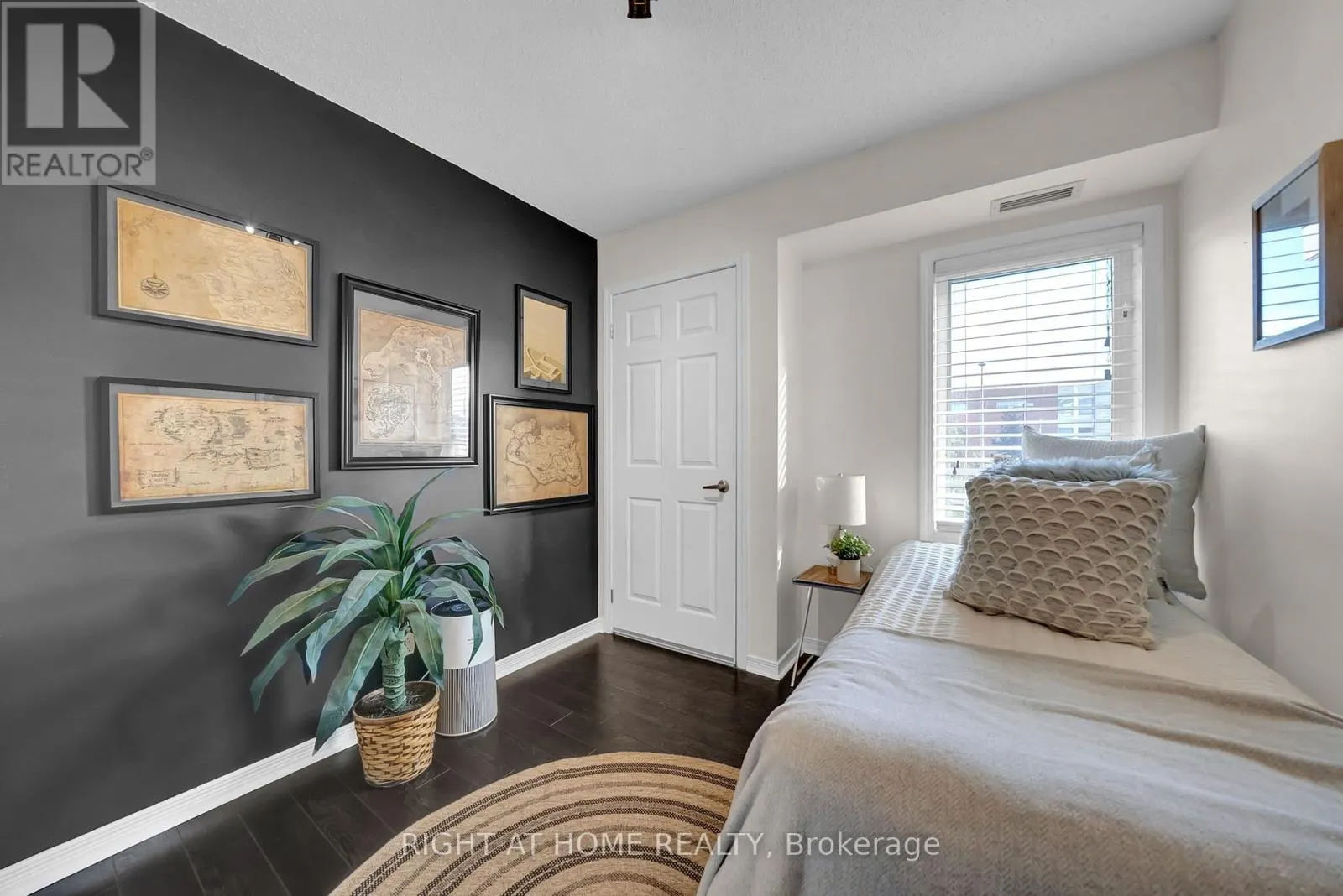 205 - 132 ASPEN SPRINGS DRIVE, #205