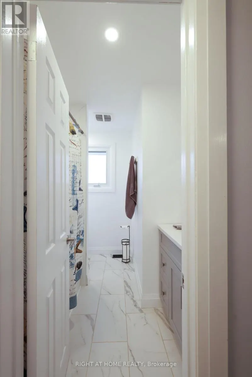 72 CLAYMORE CRESCENT