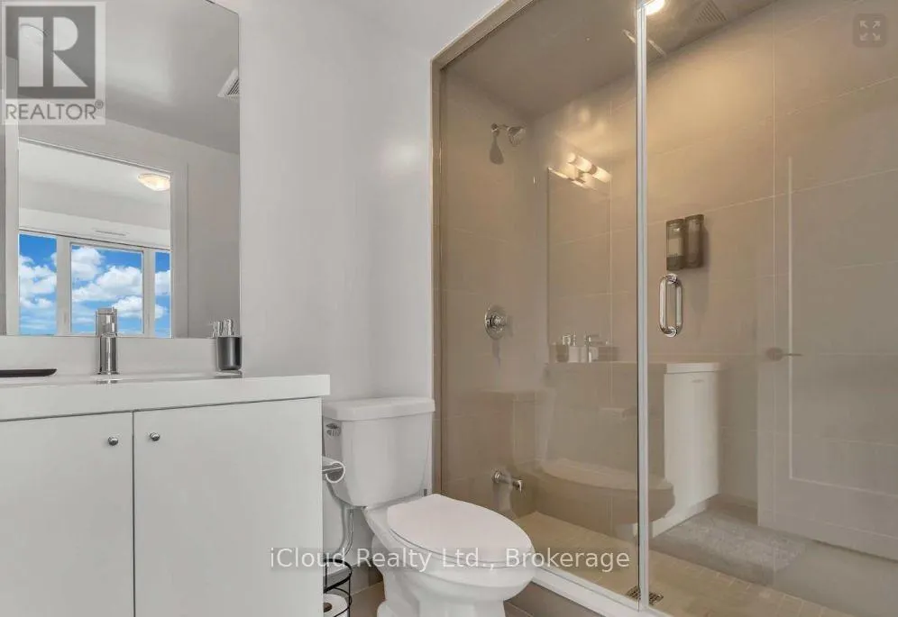 1917 - 2550 SIMCOE STREET N