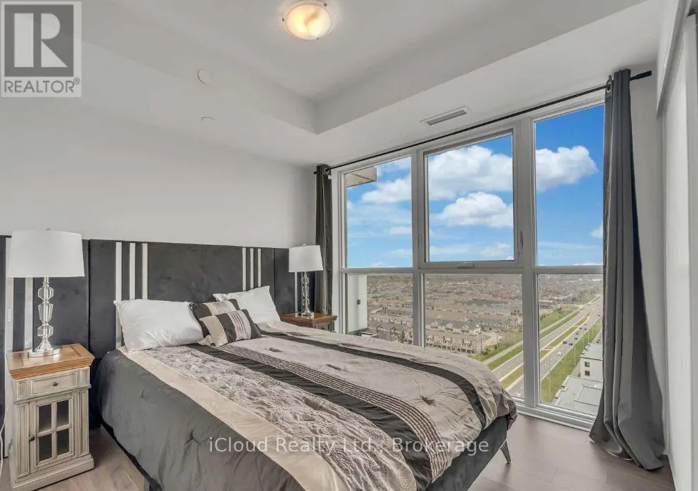 1917 - 2550 SIMCOE STREET N