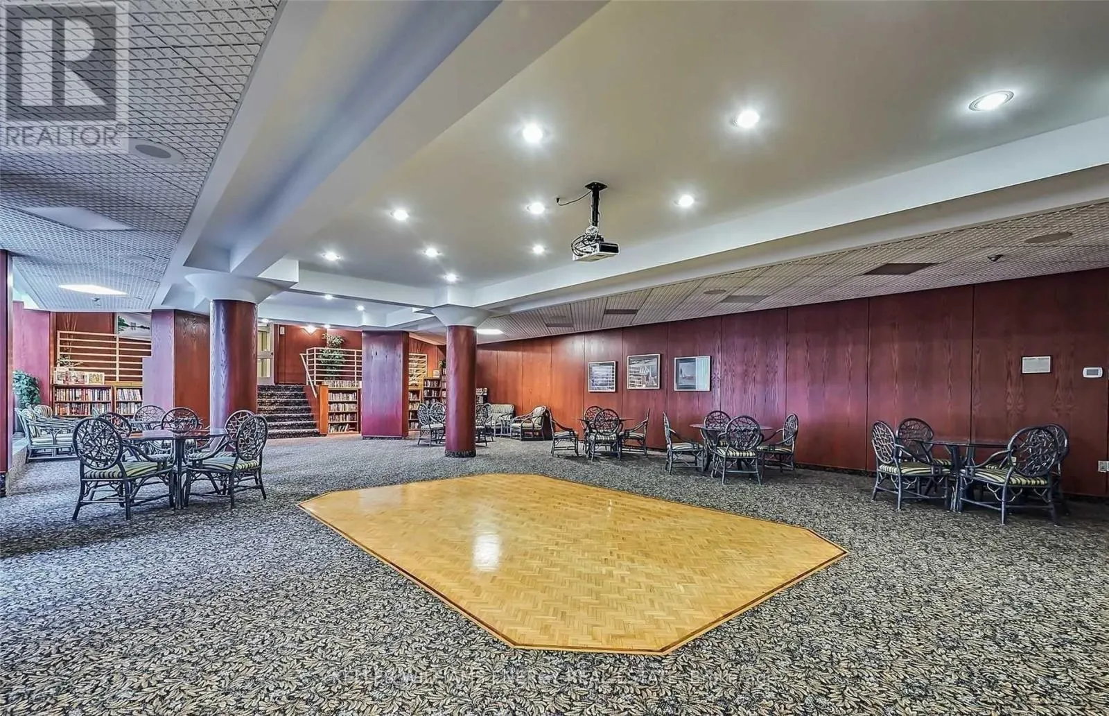 508 - 360 WATSON STREET W, #508