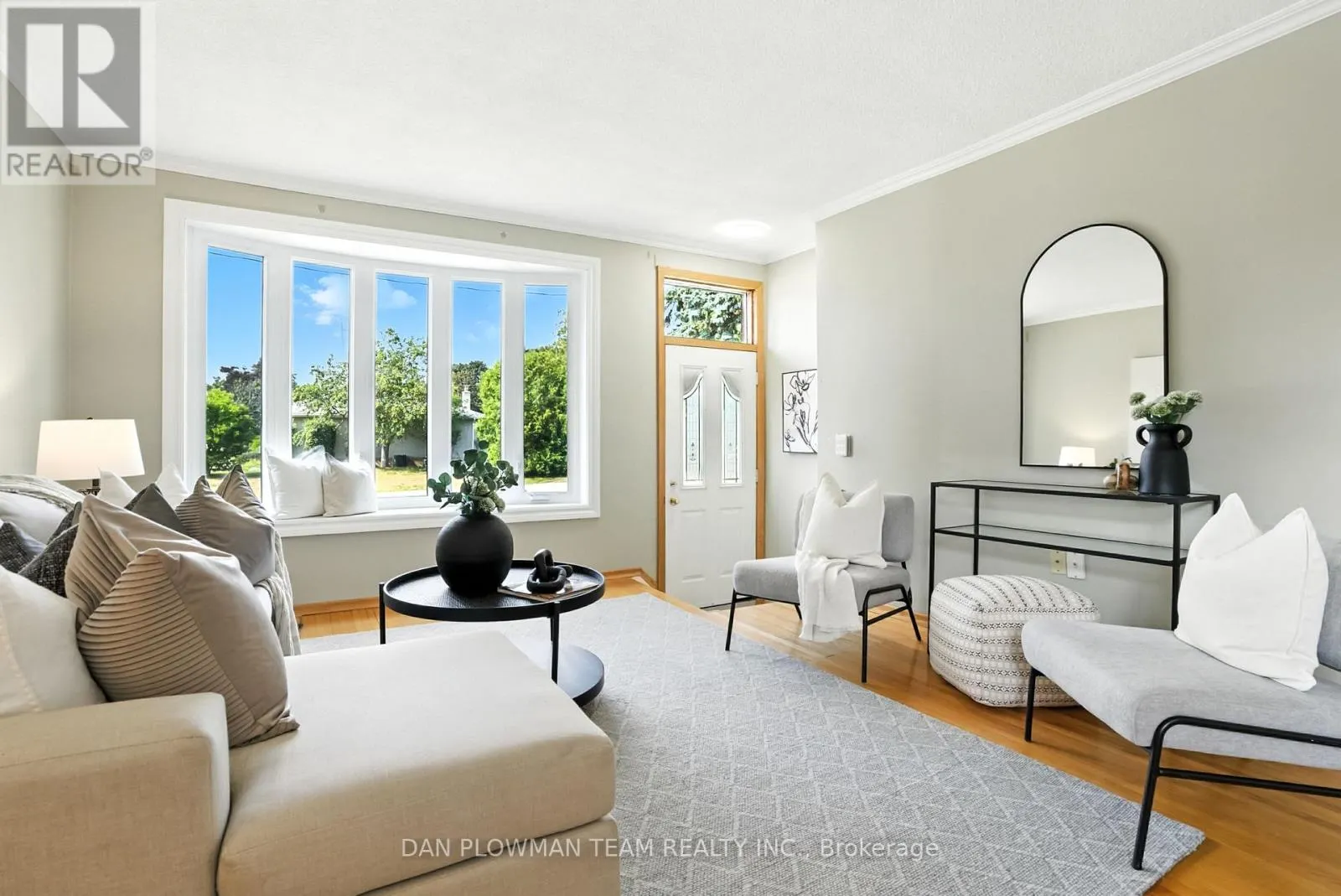 1001 WARDMAN CRESCENT