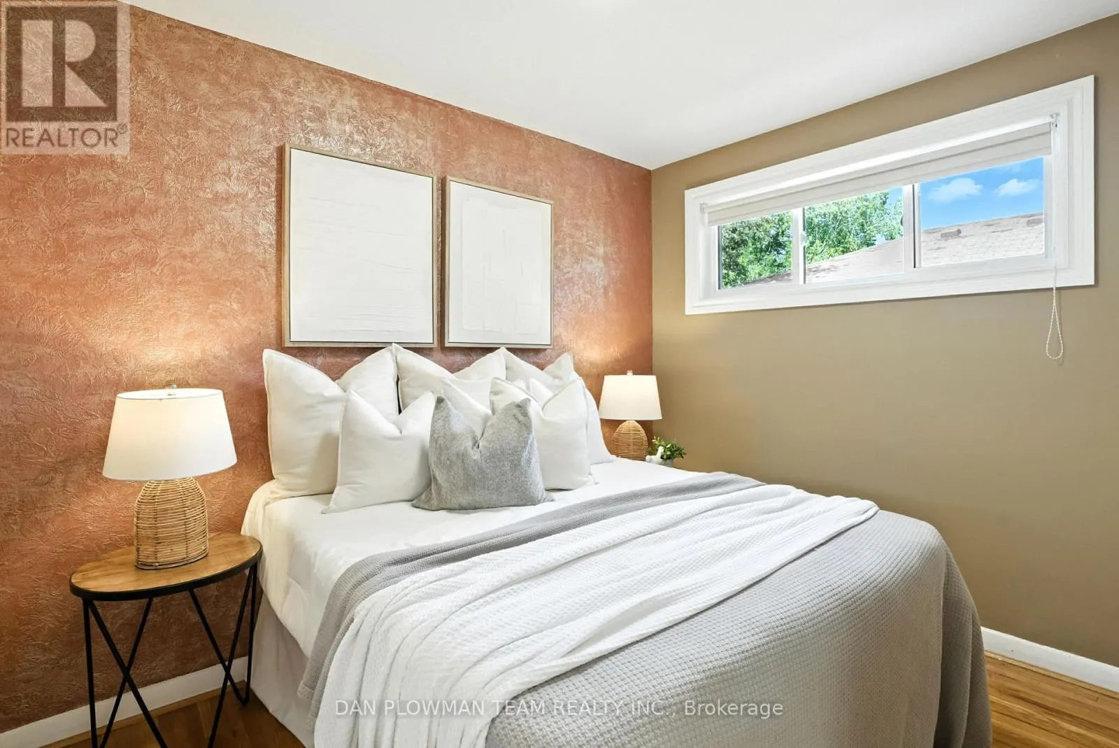 1001 WARDMAN CRESCENT