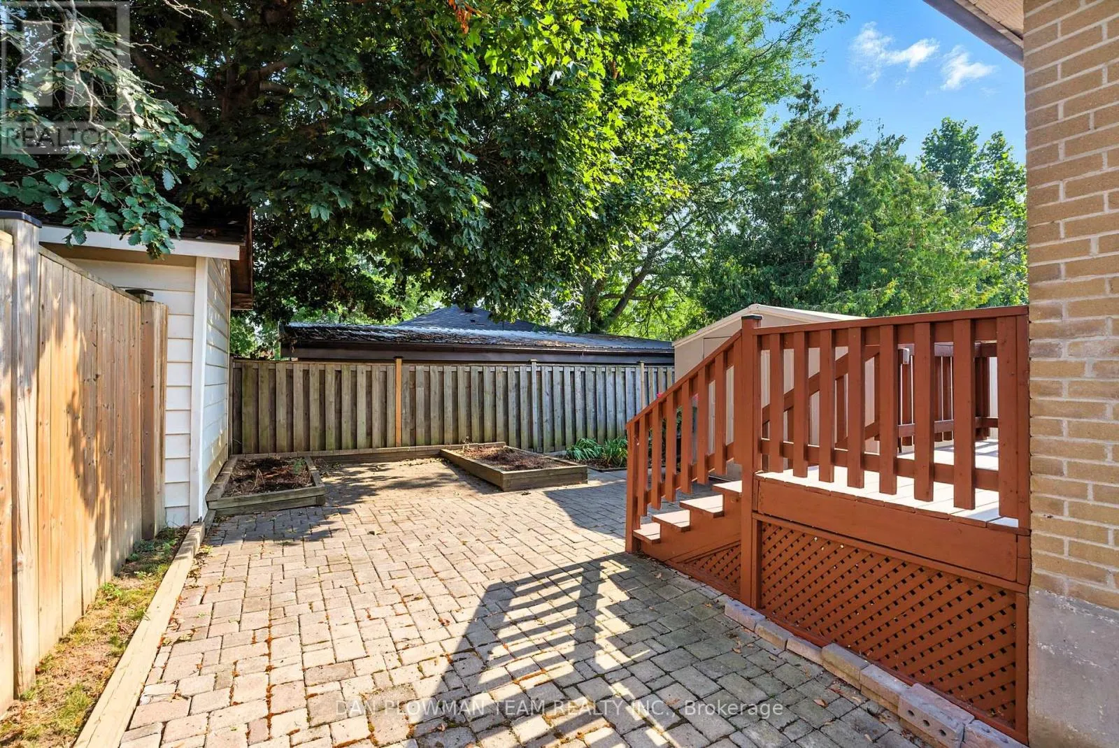 1001 WARDMAN CRESCENT