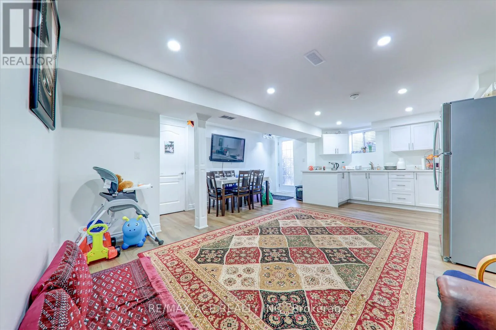 BSMT - 82 WARNFORD CIRCLE