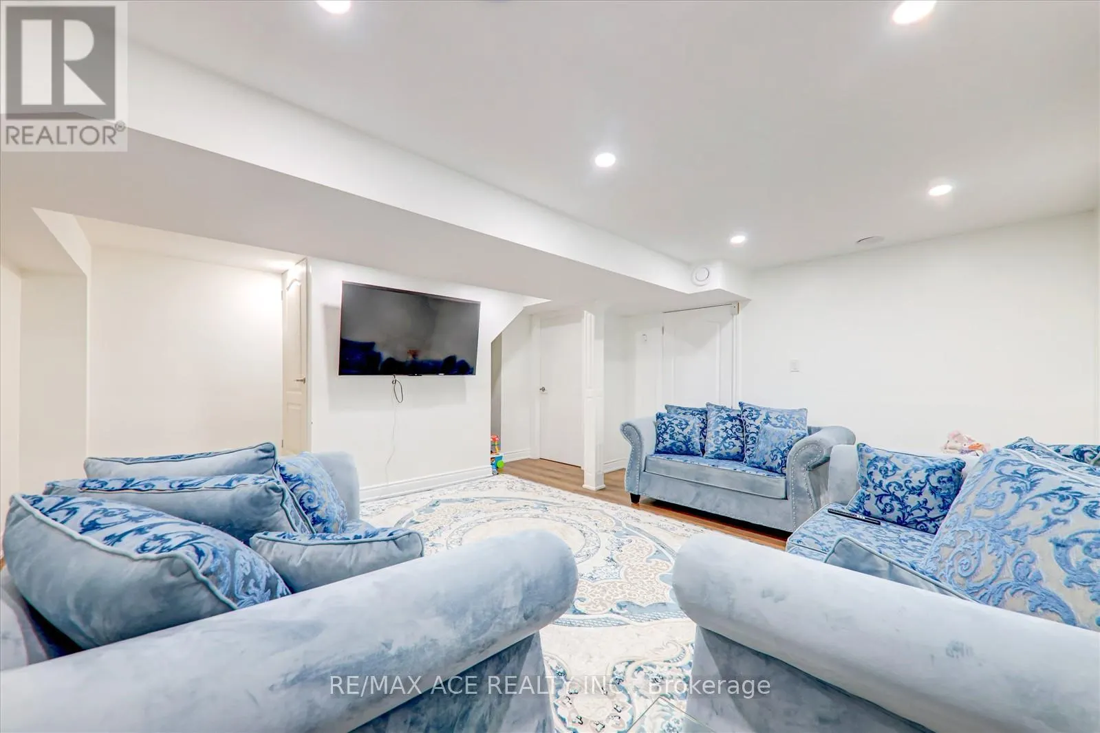 BSMT - 82 WARNFORD CIRCLE