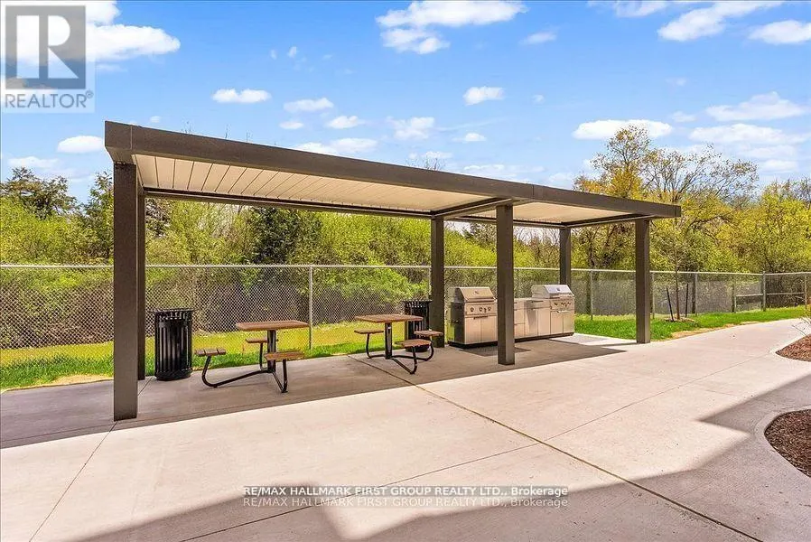 409 - 385 ARCTIC RED DRIVE, #409