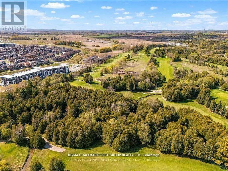 409 - 385 ARCTIC RED DRIVE, #409