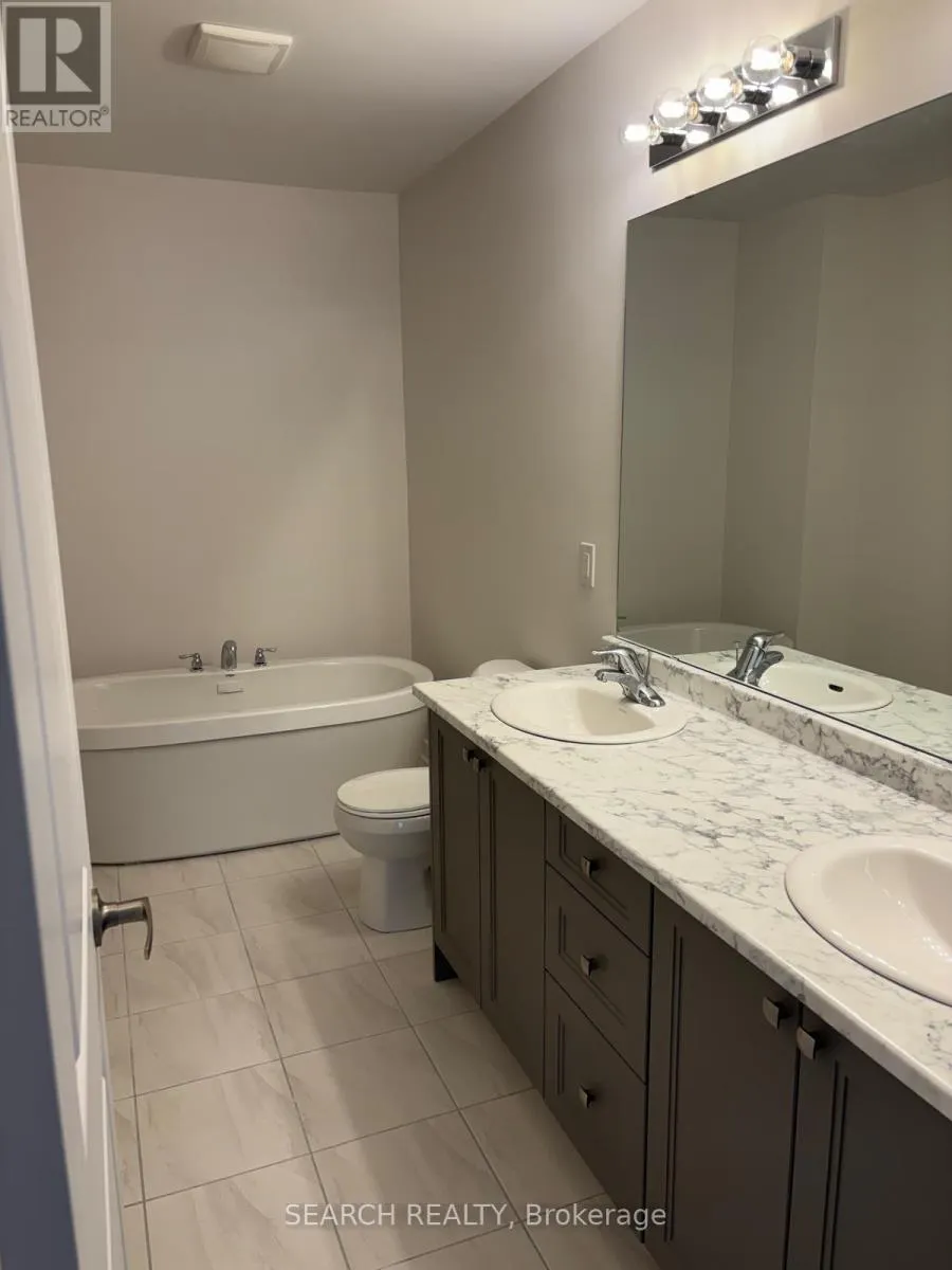 2095 HORACE DUNCAN CRESCENT