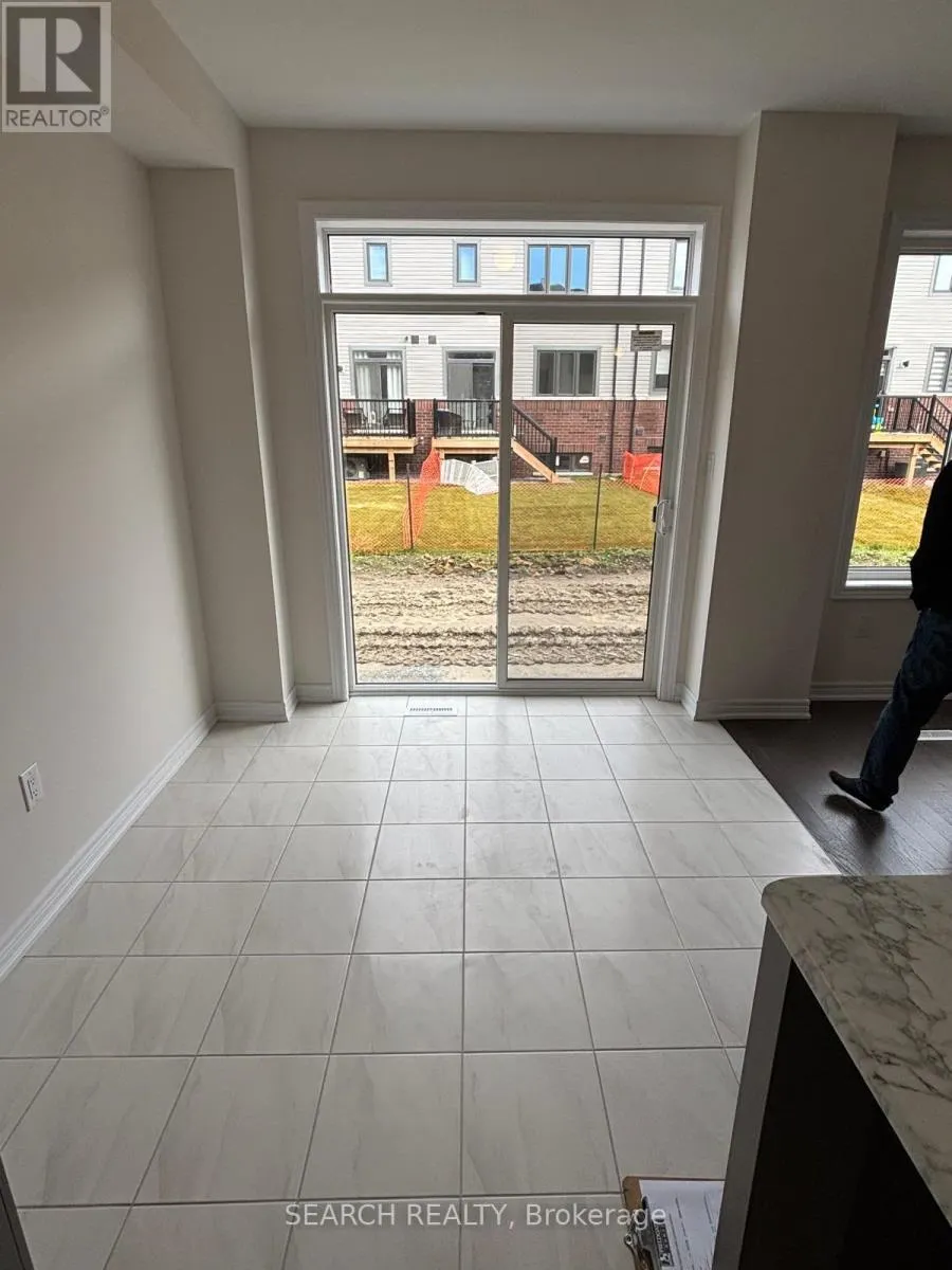 2095 HORACE DUNCAN CRESCENT