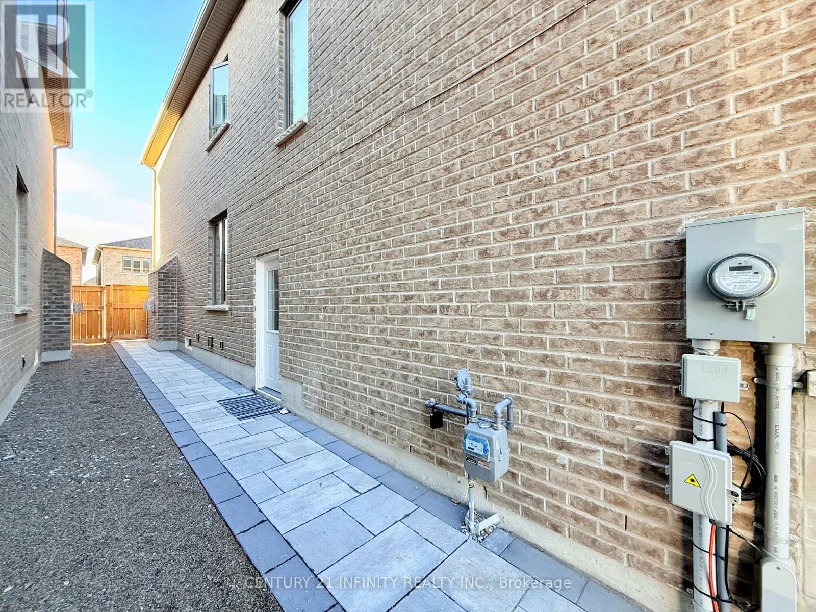 45 MARCEL BRUNELLE DRIVE