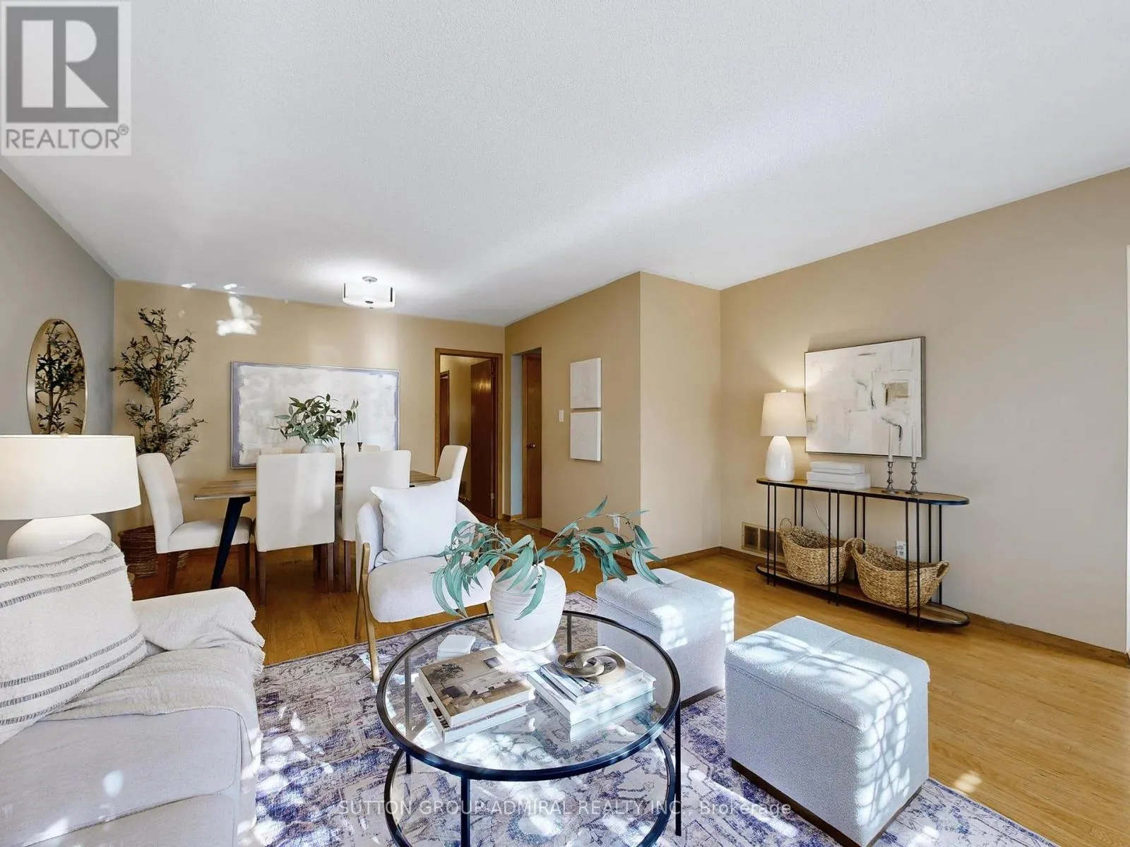 680 ADELAIDE AVENUE E