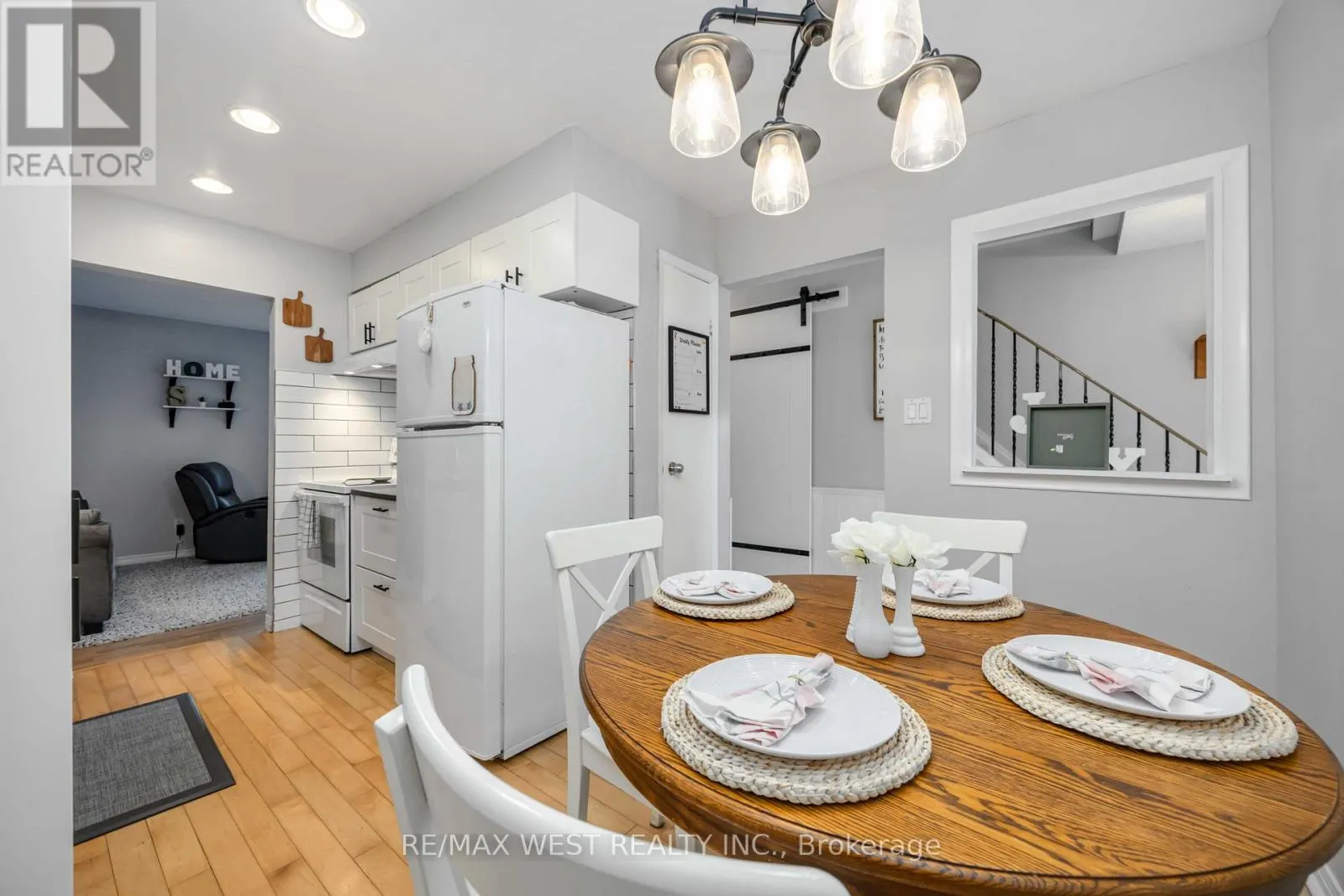 E8 - 221 ORMOND DRIVE