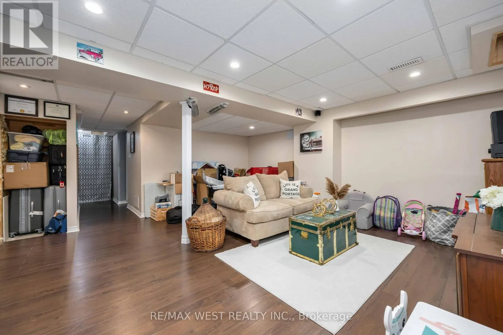 E8 - 221 ORMOND DRIVE