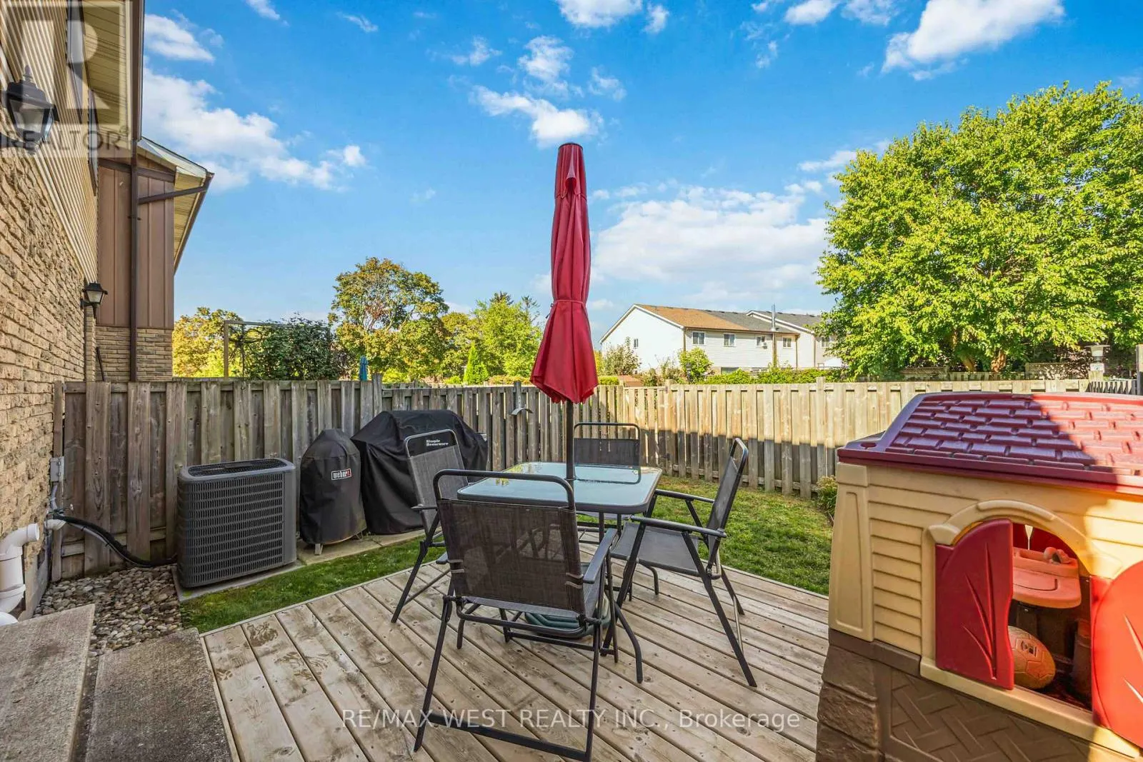 E8 - 221 ORMOND DRIVE