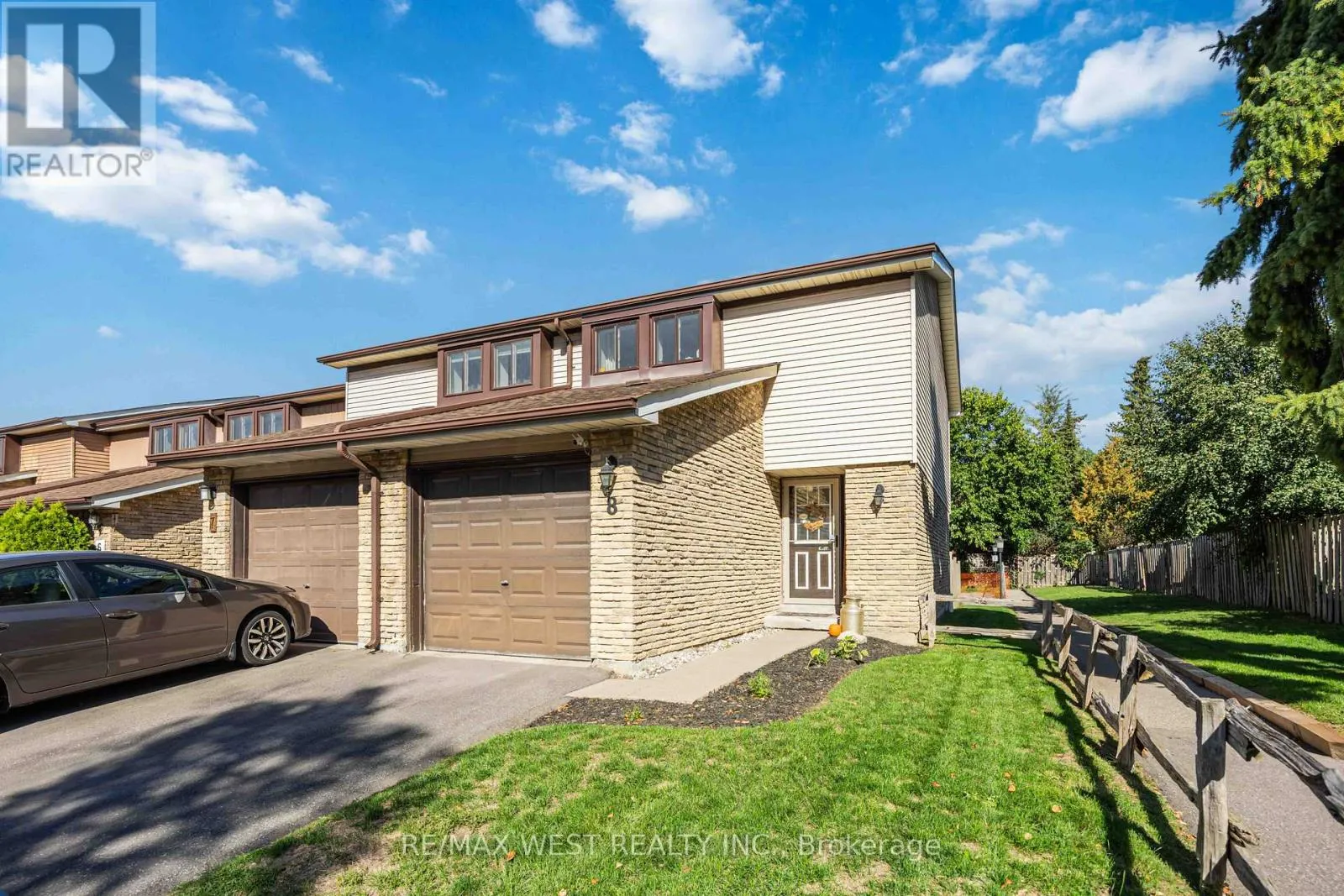 E8 - 221 ORMOND DRIVE