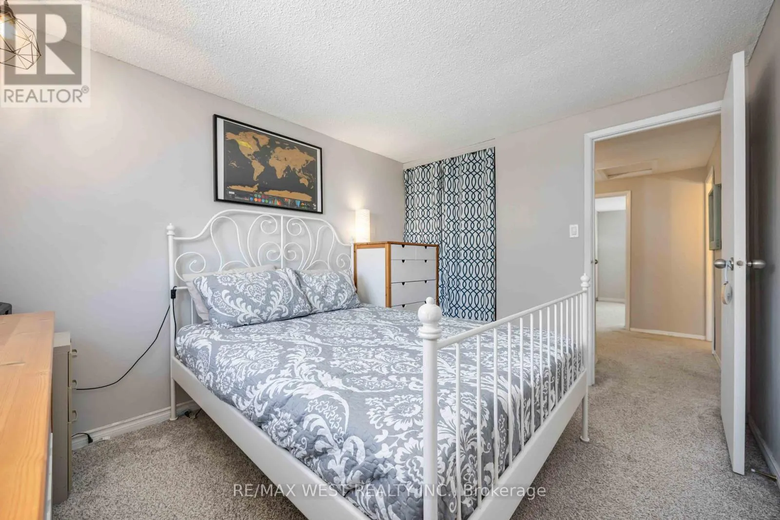 E8 - 221 ORMOND DRIVE