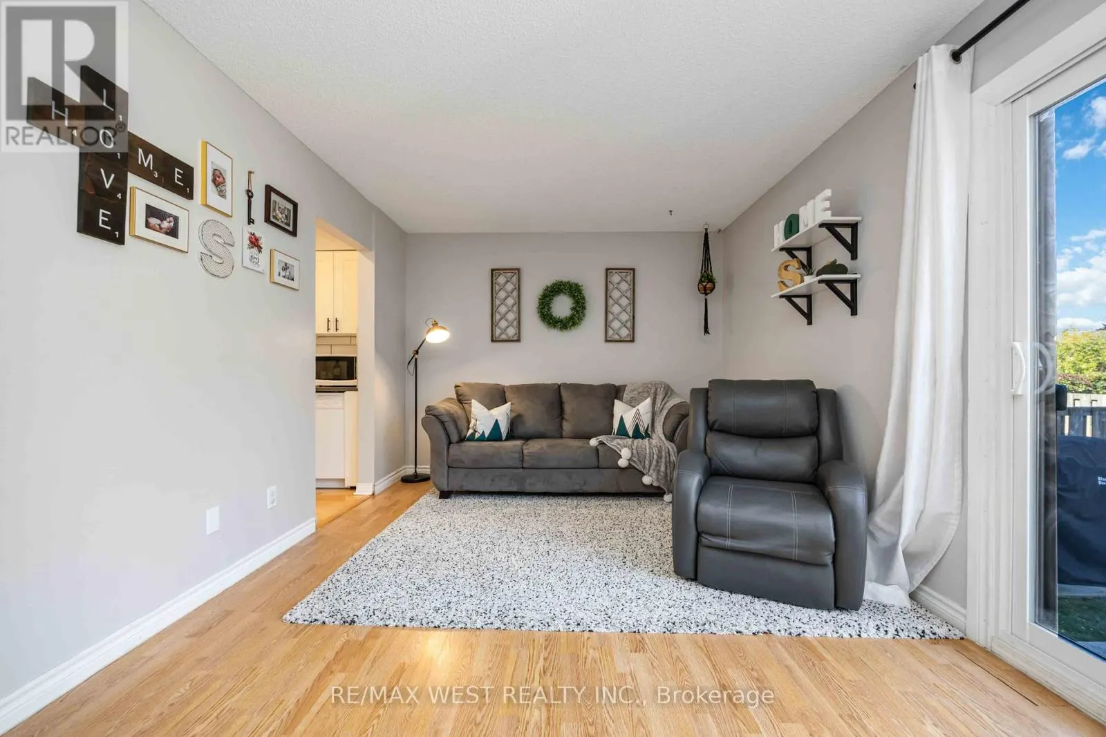 E8 - 221 ORMOND DRIVE