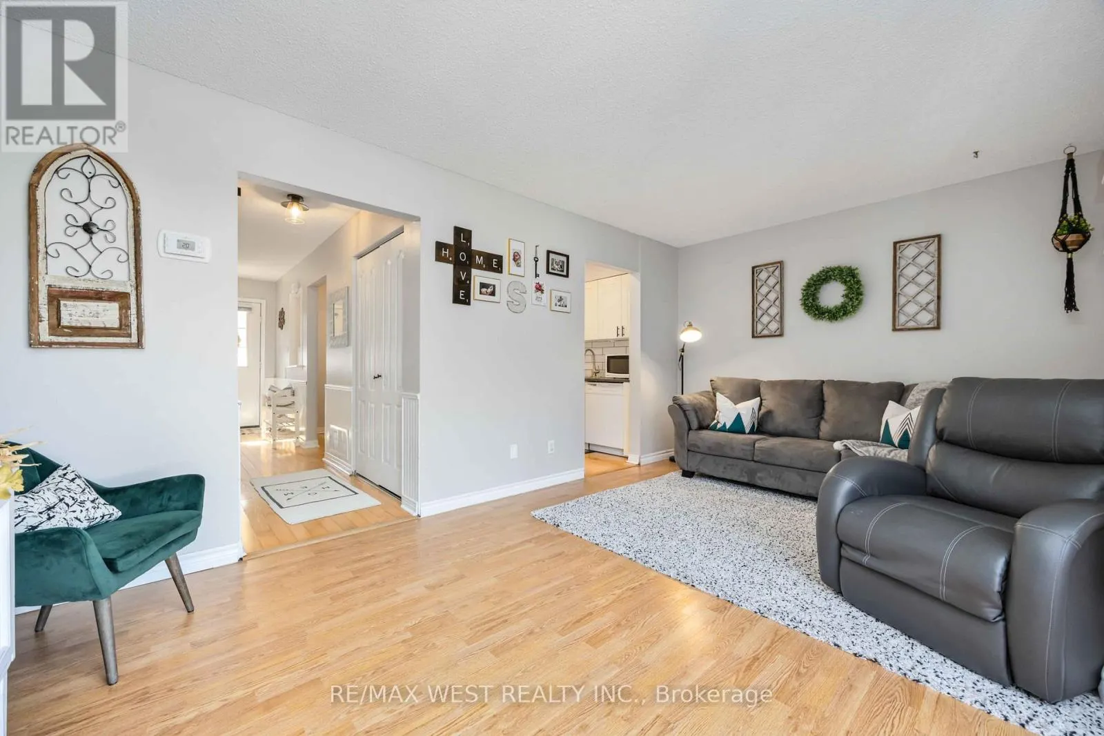 E8 - 221 ORMOND DRIVE