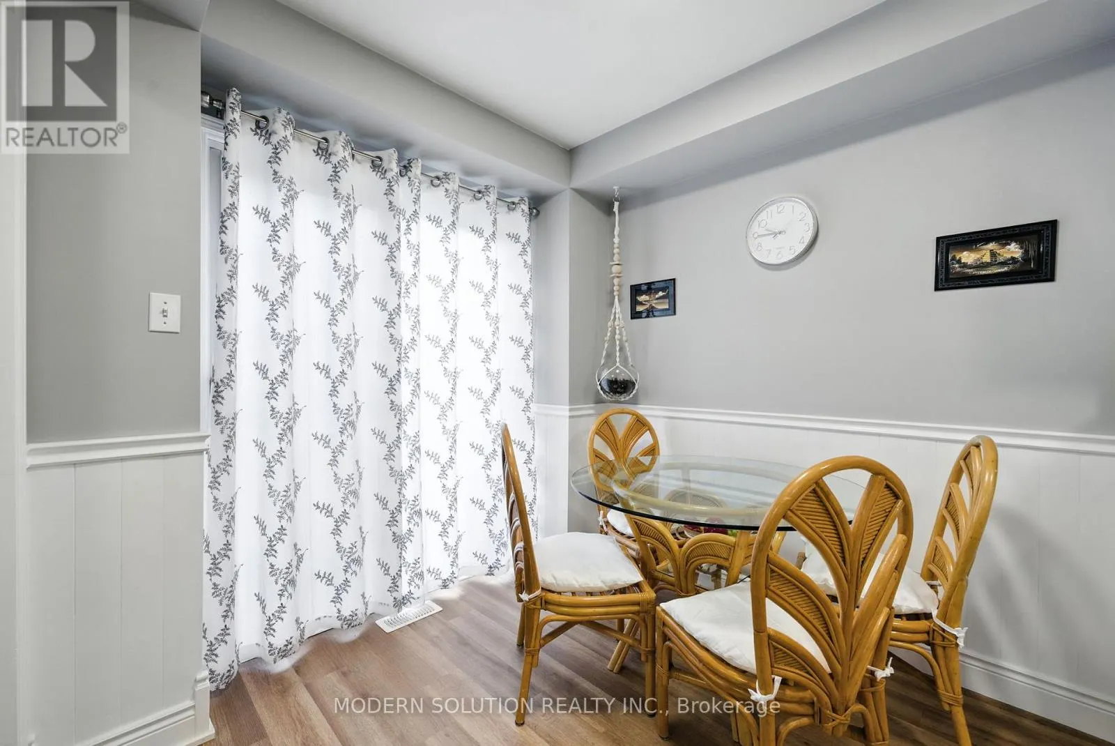 99 CREEKWOOD CRESCENT