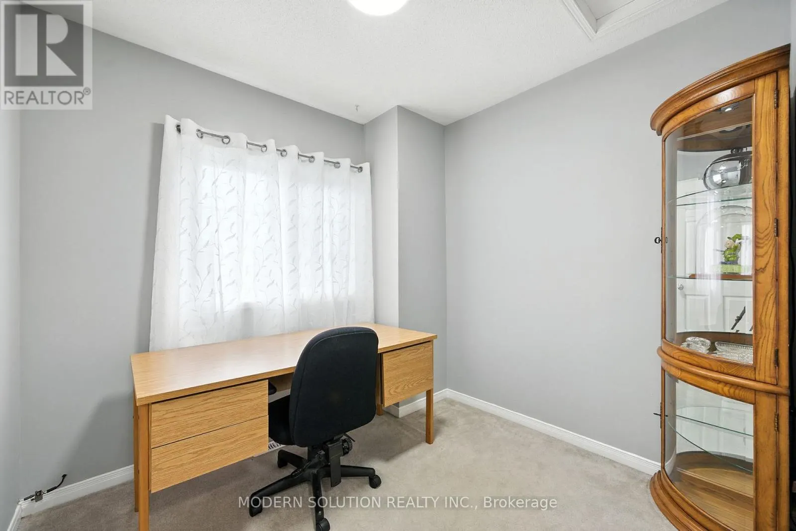 99 CREEKWOOD CRESCENT