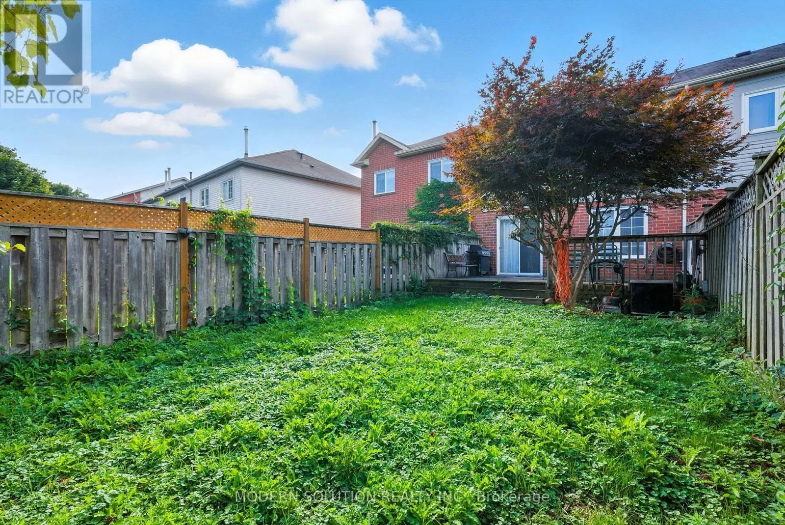 99 CREEKWOOD CRESCENT