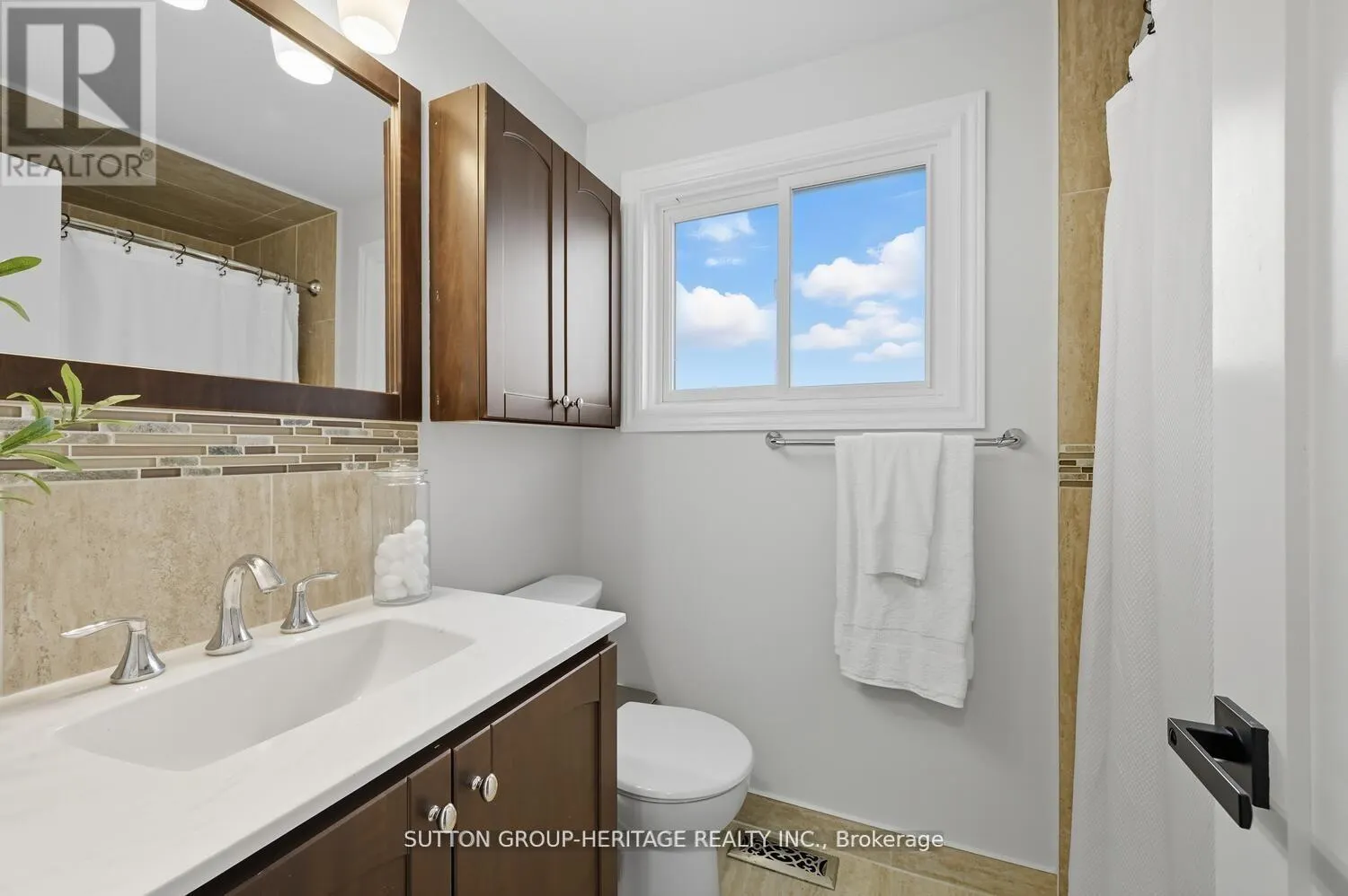 23 SWANSTON CRESCENT