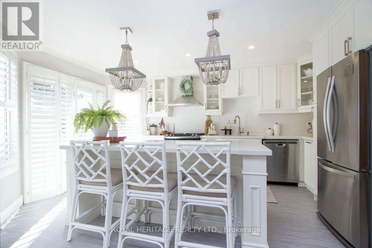 66 FIELDNEST CRESCENT