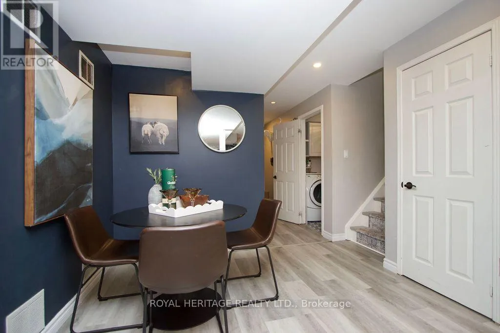 66 FIELDNEST CRESCENT