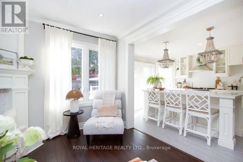 66 FIELDNEST CRESCENT