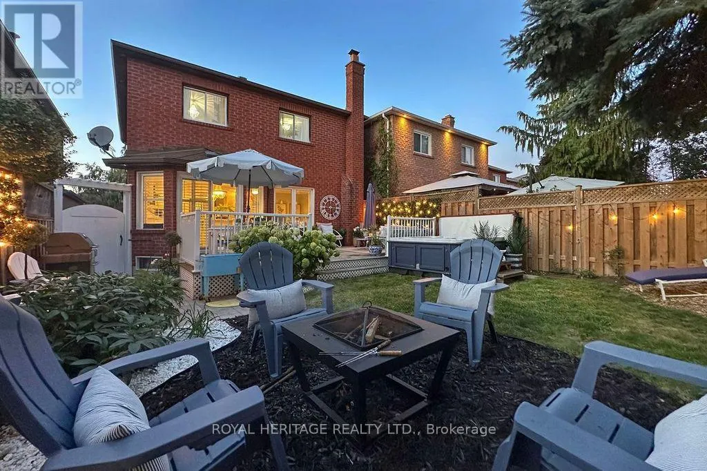 66 FIELDNEST CRESCENT