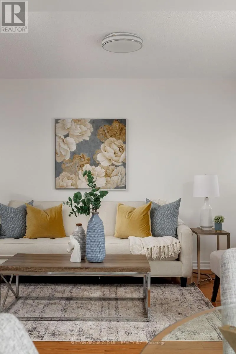 85 BARCHESTER CRESCENT