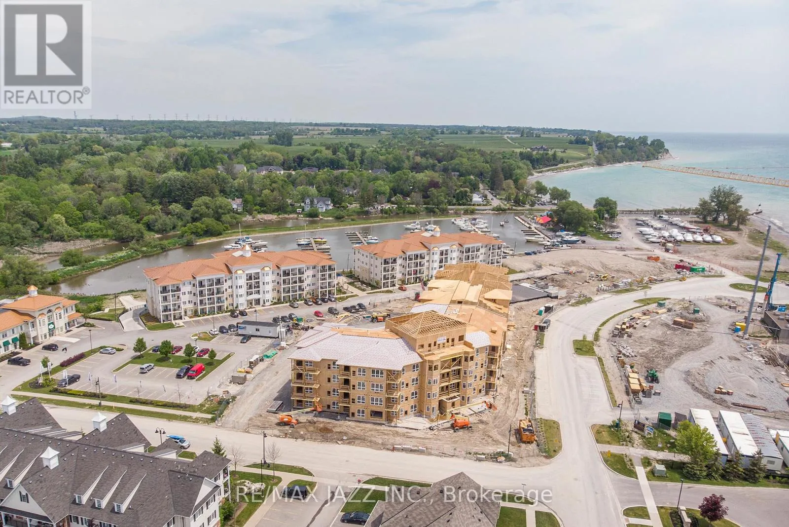 412 - 70 SHIPWAY AVENUE, #412