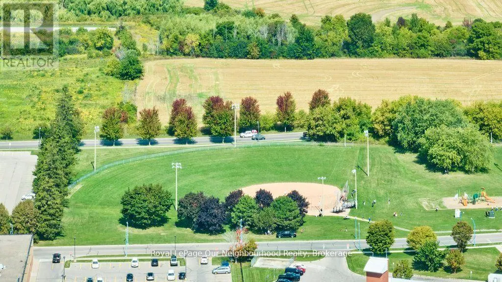 422 - 80 ASPEN SPRINGS DRIVE, #422