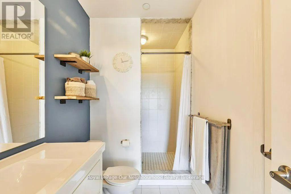 422 - 80 ASPEN SPRINGS DRIVE, #422