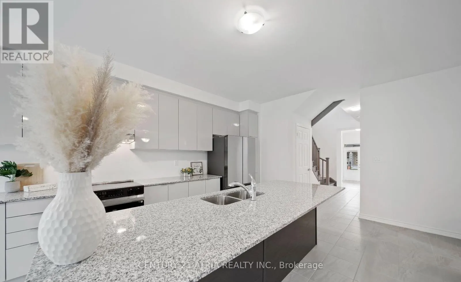 1408 MOCKINGBIRD SQUARE