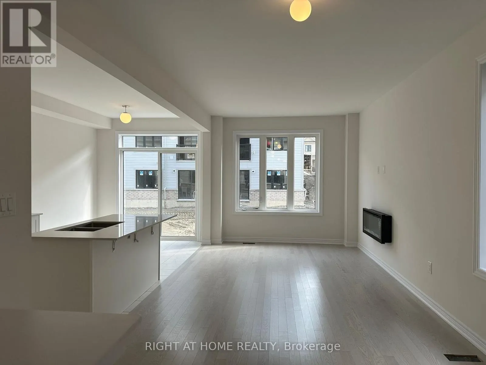 2067 HORACE DUNCAN CRESCENT