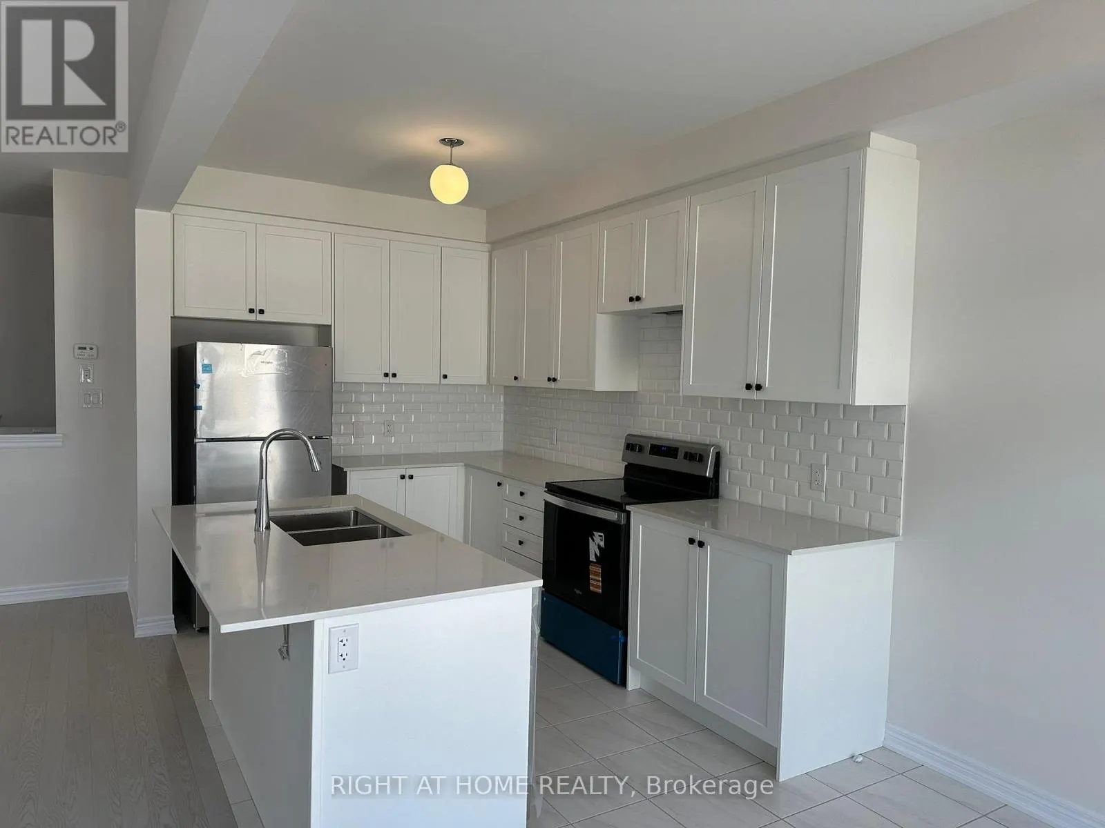 2067 HORACE DUNCAN CRESCENT