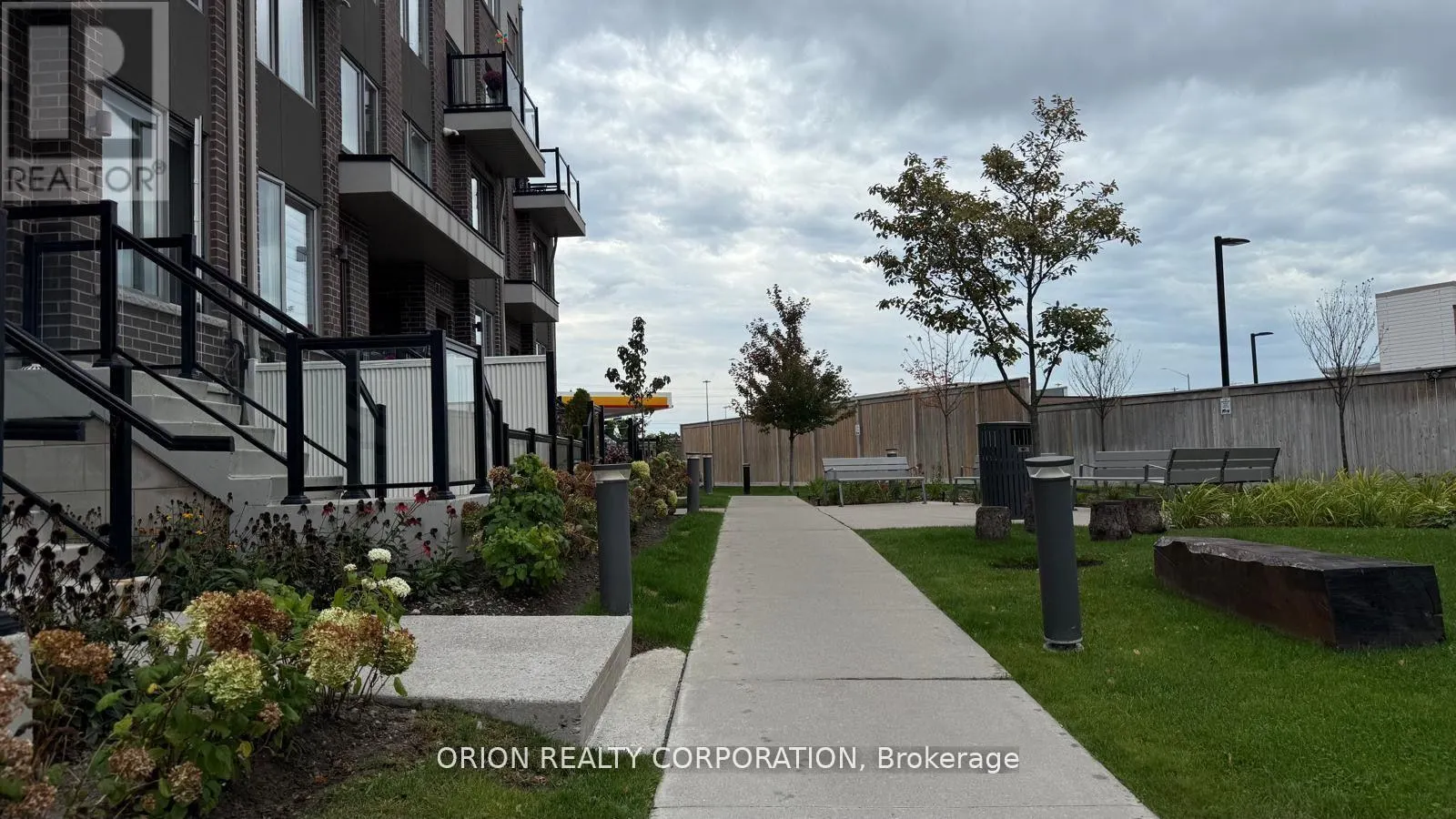 411 - 1460 WHITES ROAD