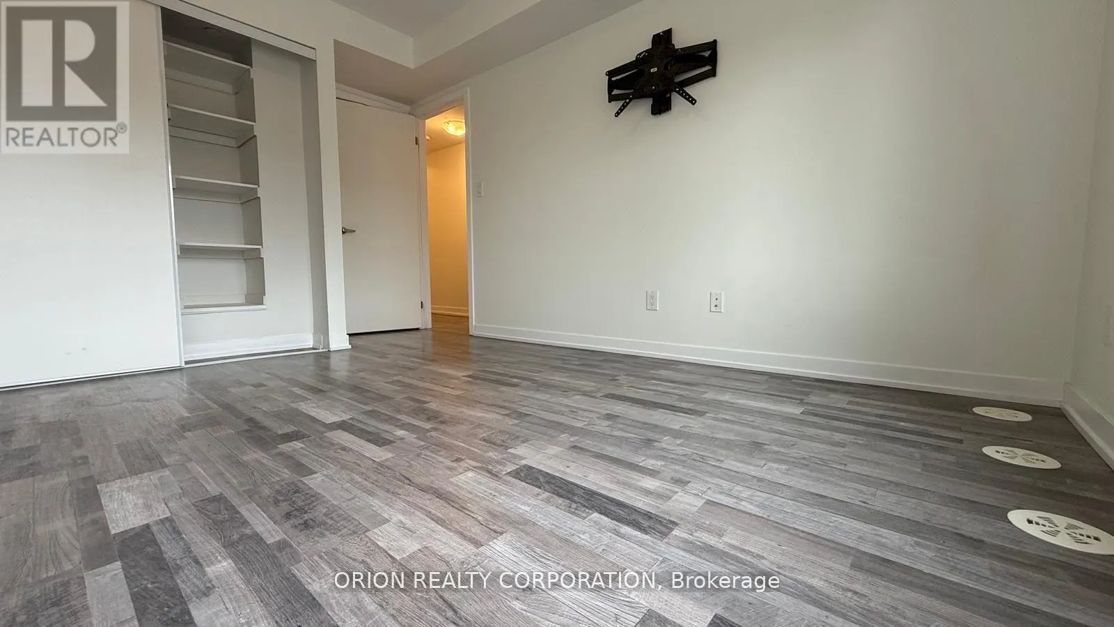 411 - 1460 WHITES ROAD