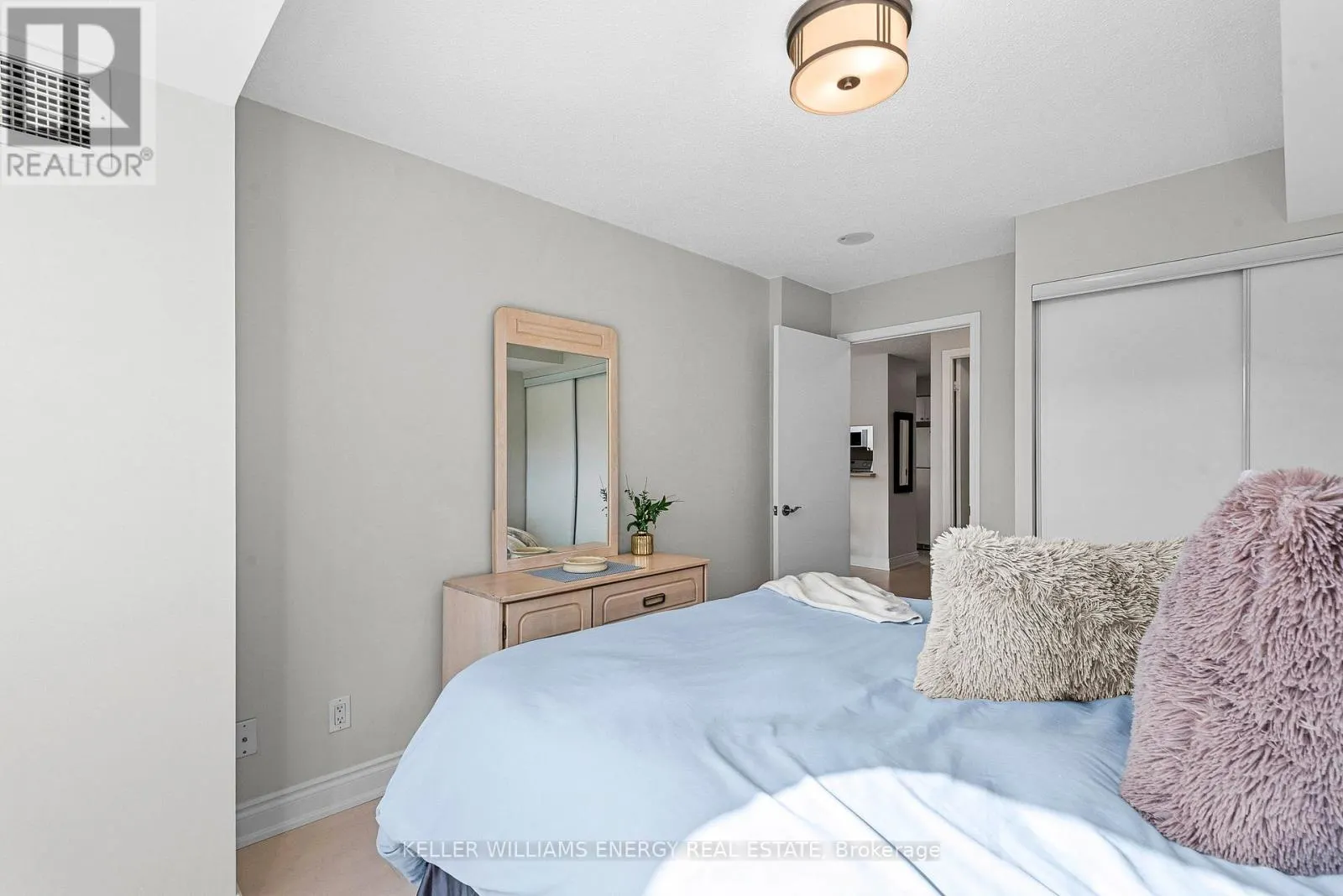 310 - 1200 THE ESPLANADE ROAD N, #310