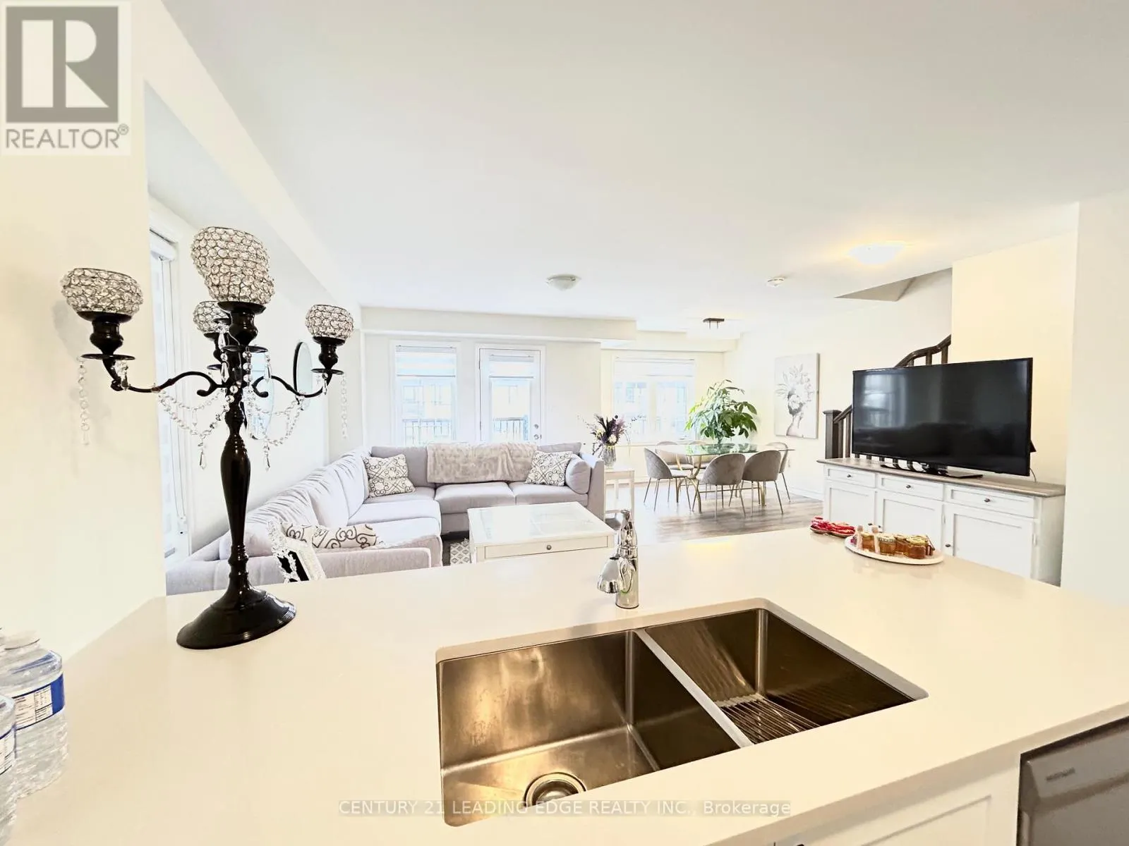 3378 SWORDBILL STREET