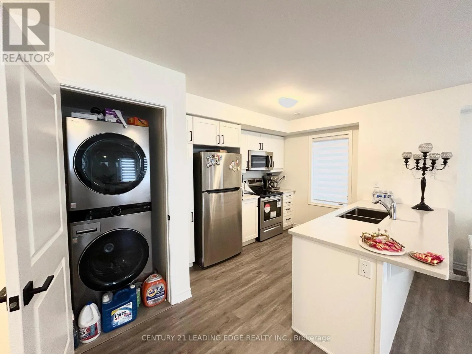 3378 SWORDBILL STREET