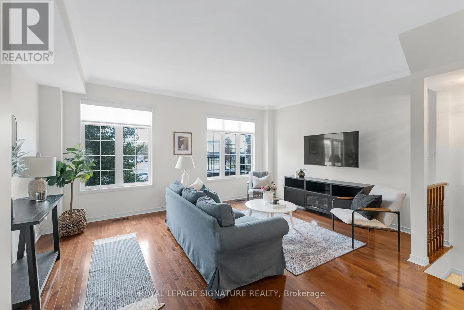 23 - 1701 FINCH AVENUE