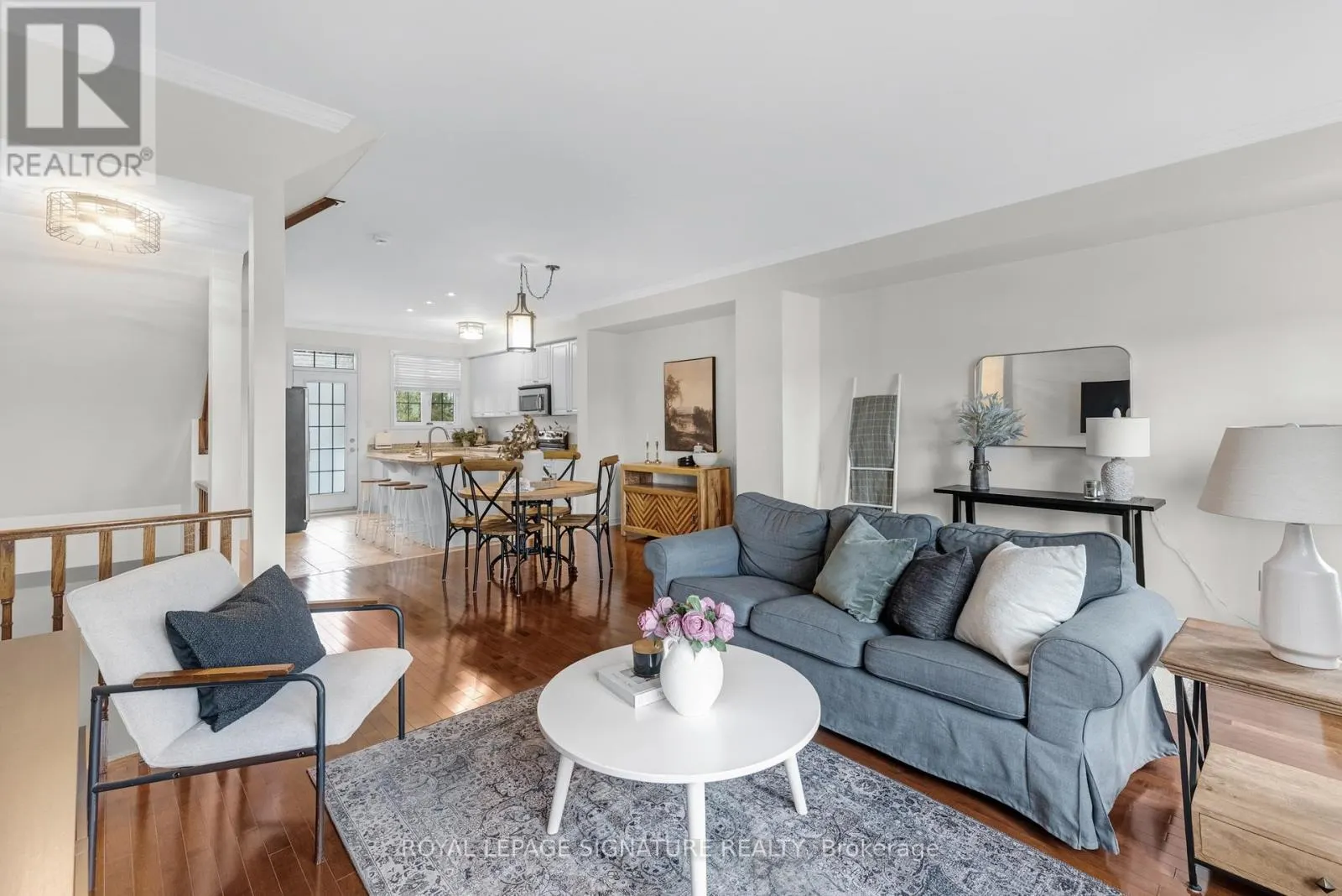 23 - 1701 FINCH AVENUE