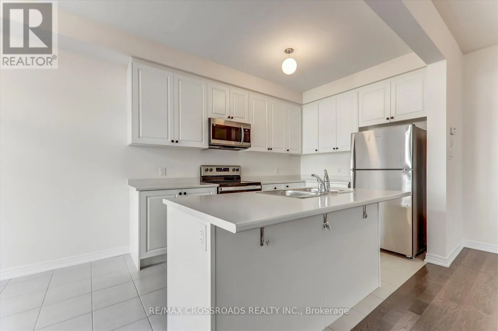 2077 HORACE DUNCAN CRESCENT