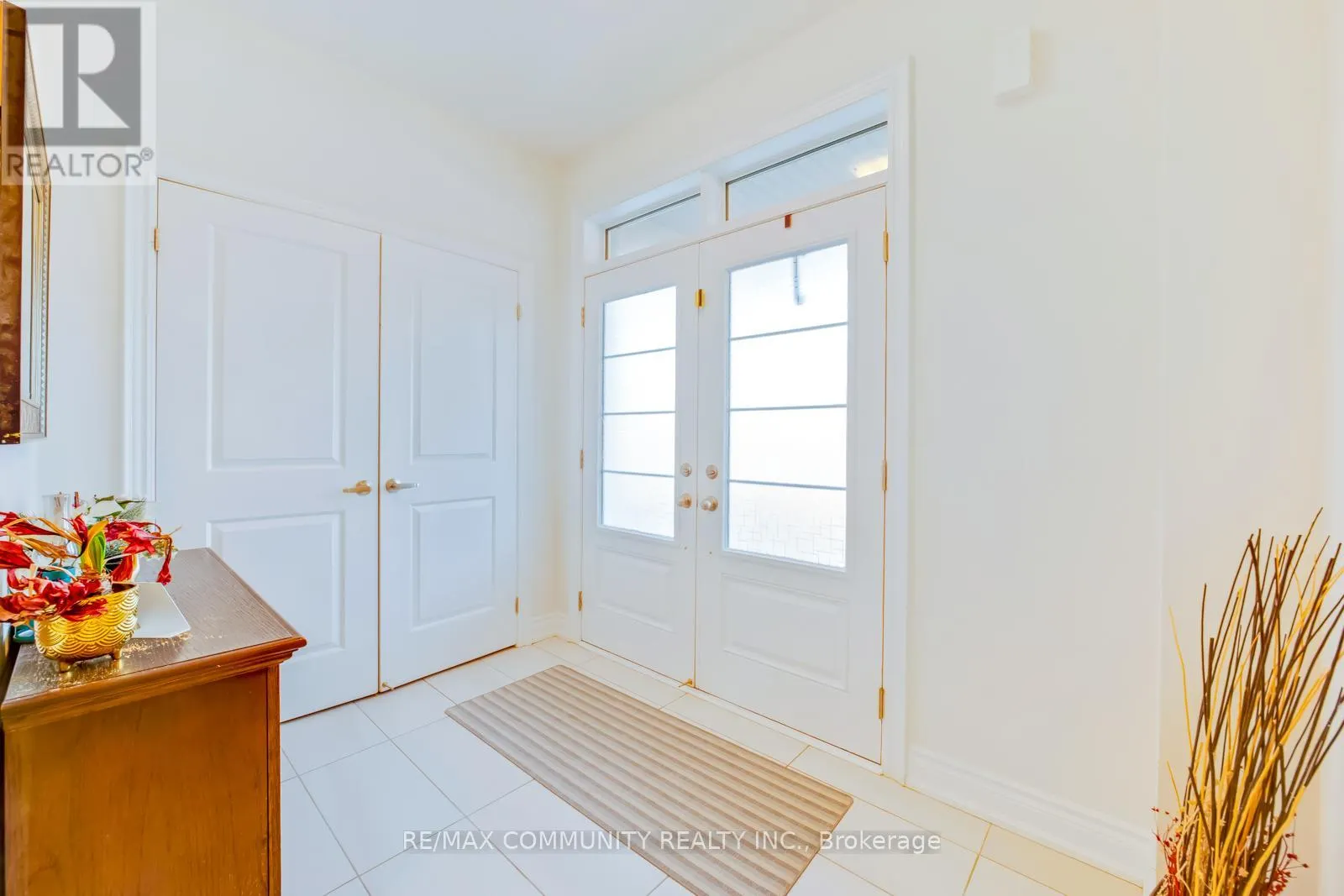 1024 SKYRIDGE BOULEVARD N