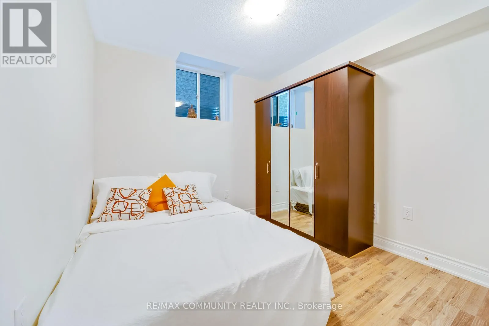 1024 SKYRIDGE BOULEVARD N