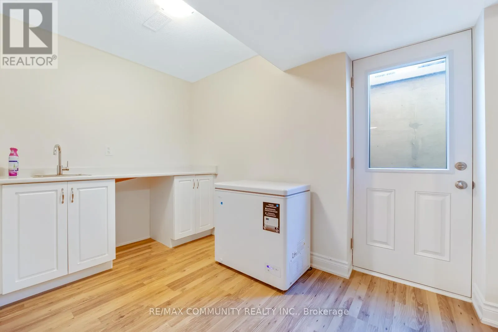 1024 SKYRIDGE BOULEVARD N