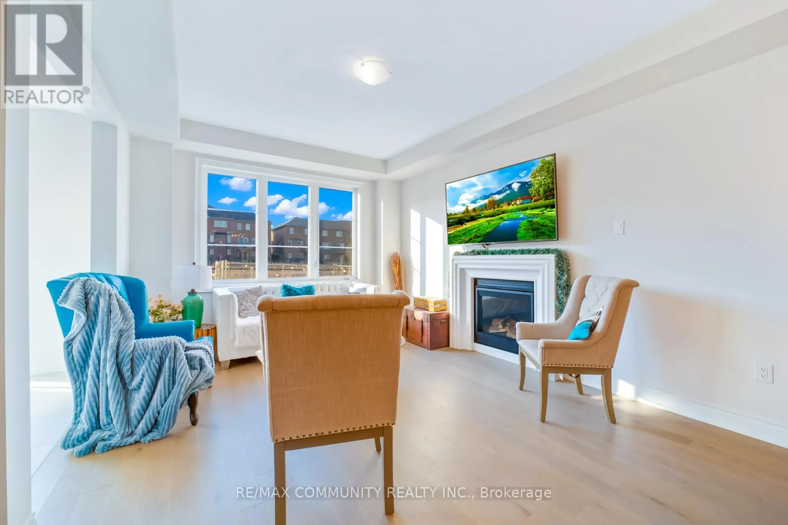 1024 SKYRIDGE BOULEVARD N